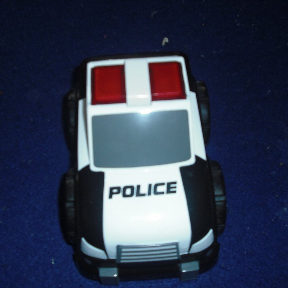 Police Car Light & Sound working (batteries included)